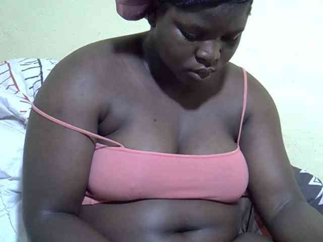 Ebonykimberlyne2 webcam