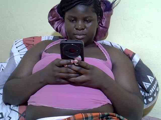 Ebonykimberlyne2 webcam