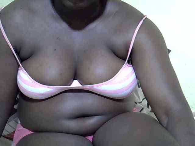 Ebonykimberlyne2 webcam