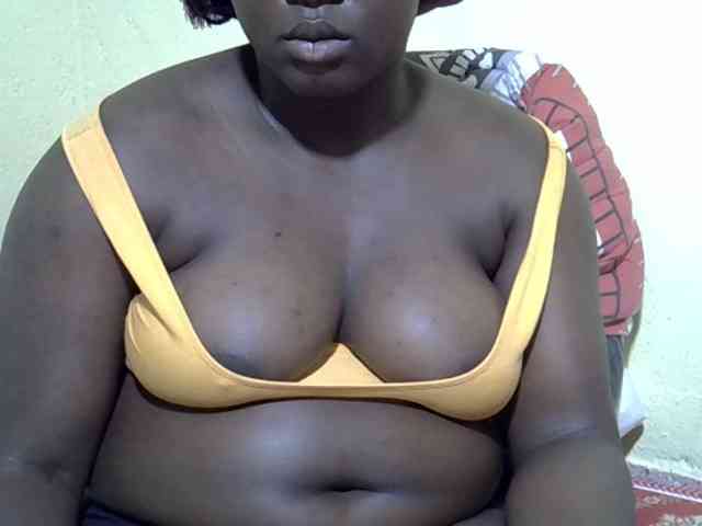 Ebonykimberlyne2 webcam