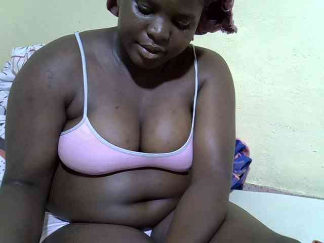 Ebonykimberlyne2 webcam