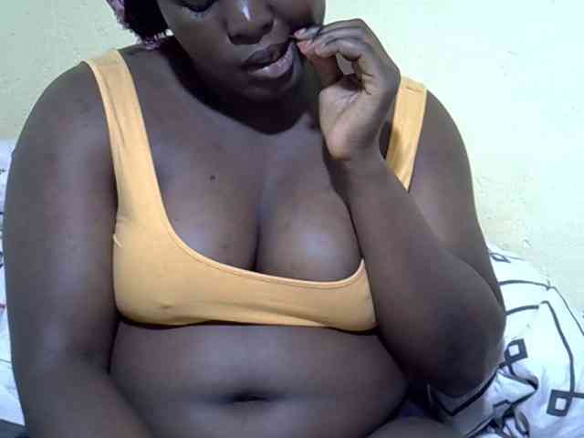 Ebonykimberlyne2 webcam