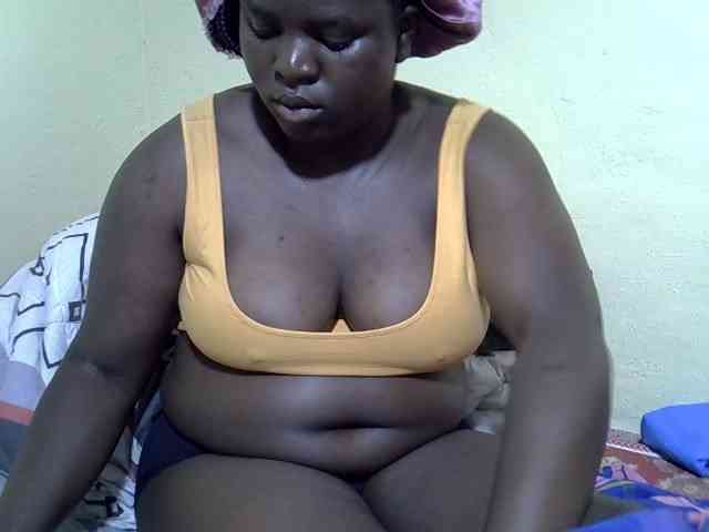 Ebonykimberlyne2 webcam