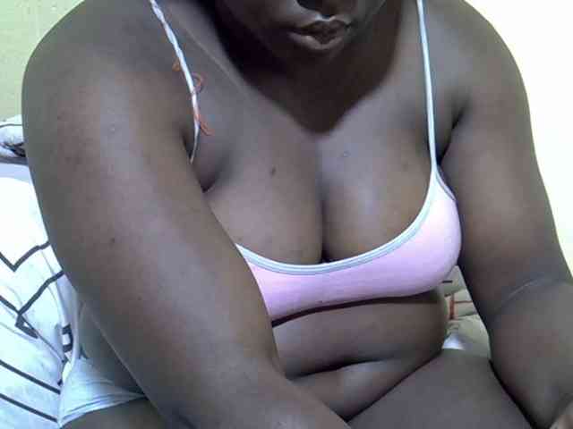 Ebonykimberlyne2 webcam