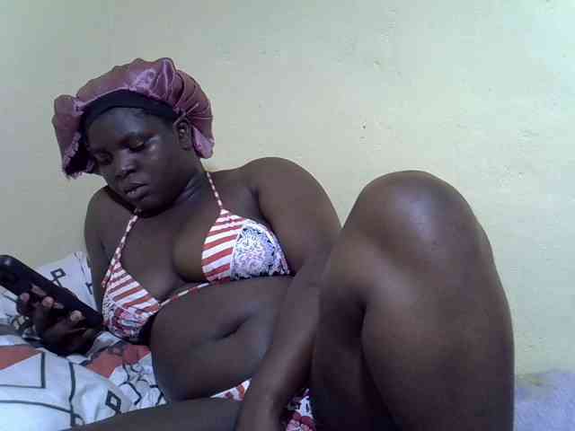 Ebonykimberlyne2 webcam