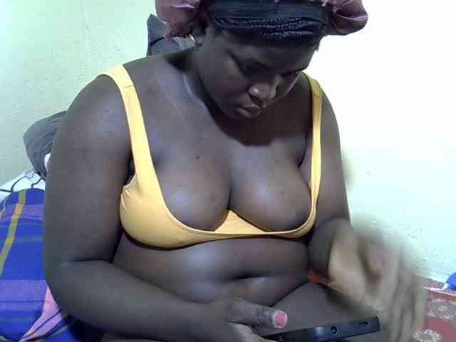 live cam online Ebonykimberlyne2