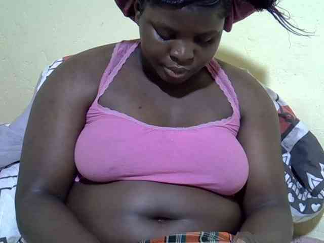 Ebonykimberlyne2 webcam