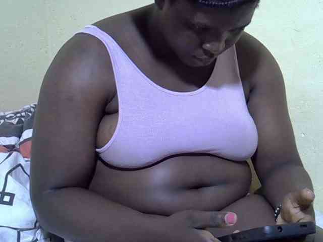 Ebonykimberlyne2 webcam
