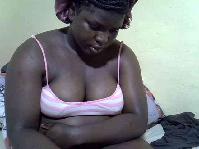 Ebonykimberlyne2 webcam