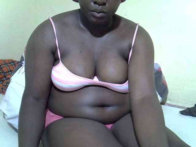 Ebonykimberlyne2 webcam