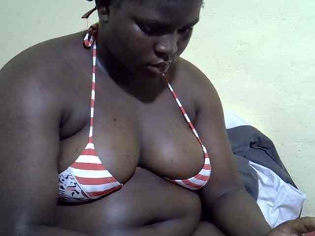 Ebonykimberlyne2 webcam