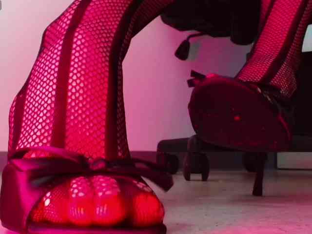MistressAngelina888 webcam