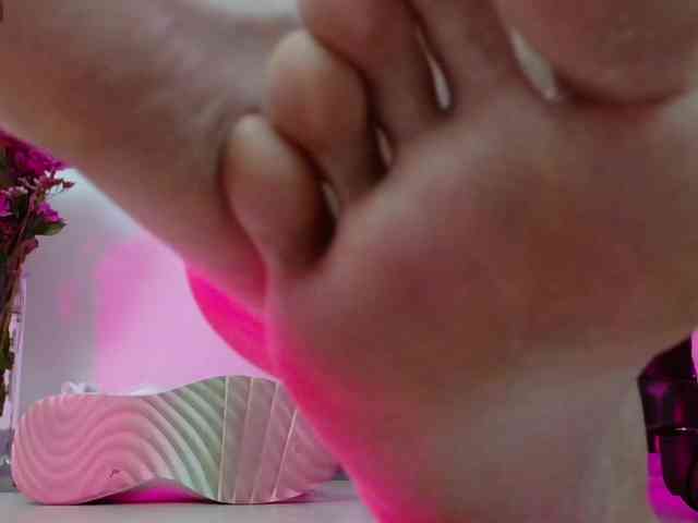 MistressAngelina888 webcam