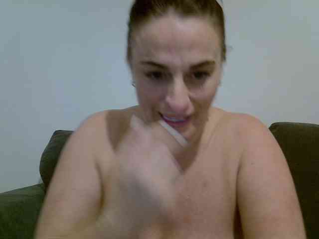 BonnieLovex webcam