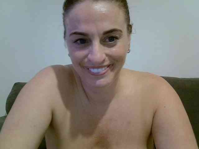 BonnieLovex webcam