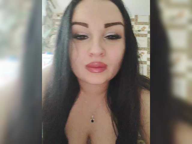 Monica-'s BongaCams show and profile