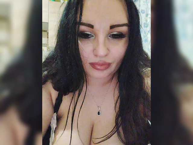 Monica-'s BongaCams show and profile