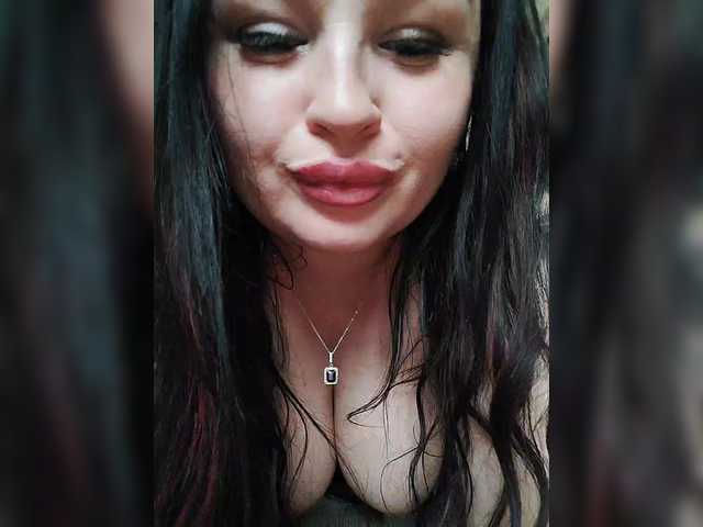 Monica-'s BongaCams show and profile