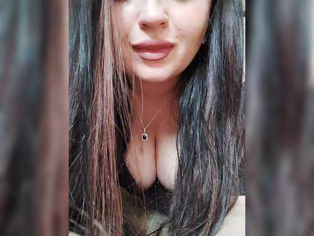 Monica-'s BongaCams show and profile