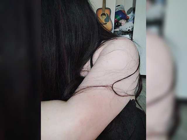 Monica-'s BongaCams show and profile