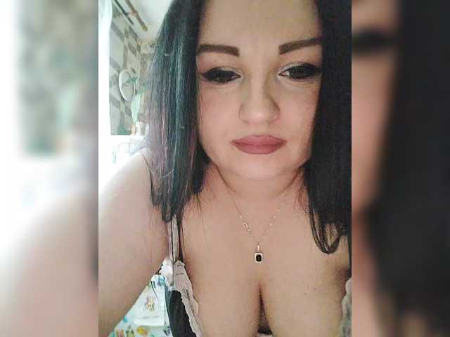 Monica-'s BongaCams show and profile