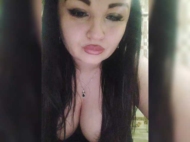 Monica-'s BongaCams show and profile