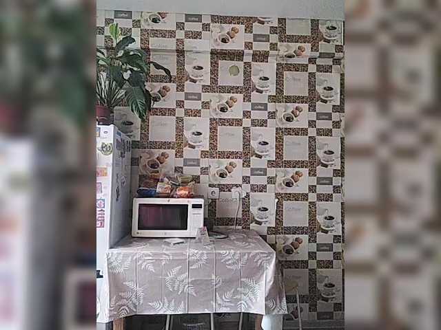  Monica- chat room
