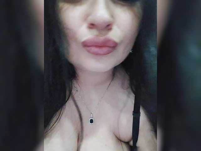 Monica-'s BongaCams show and profile