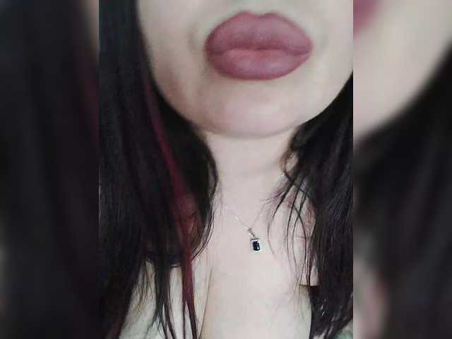 Monica-'s BongaCams show and profile