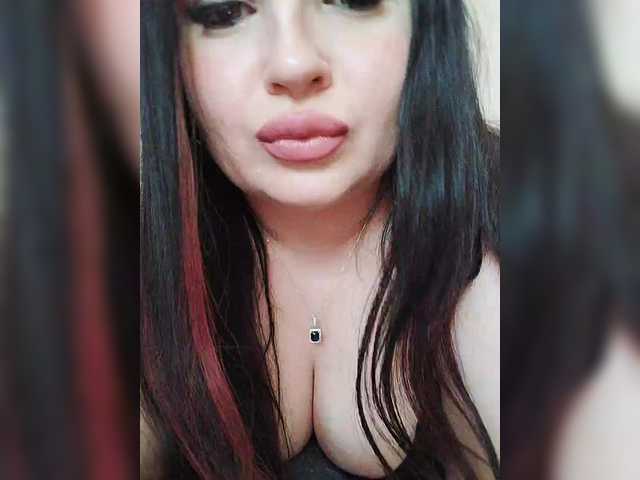 Monica-'s BongaCams show and profile