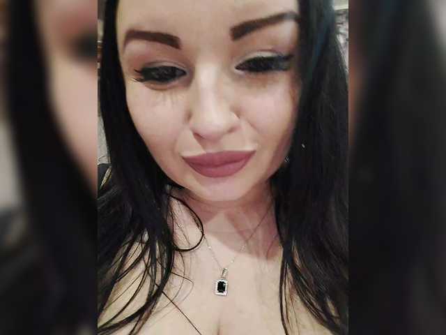 Monica-'s BongaCams show and profile