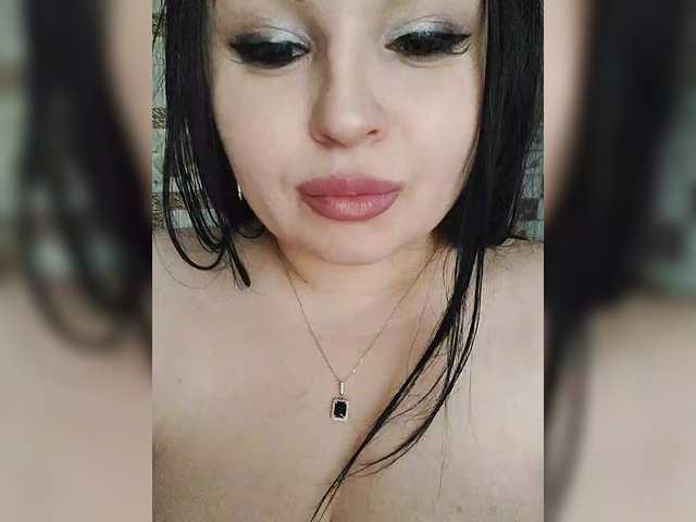 Monica-'s BongaCams show and profile