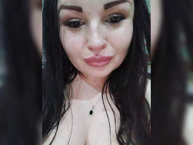 Monica-'s BongaCams show and profile