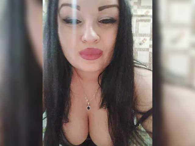 Monica-'s BongaCams show and profile