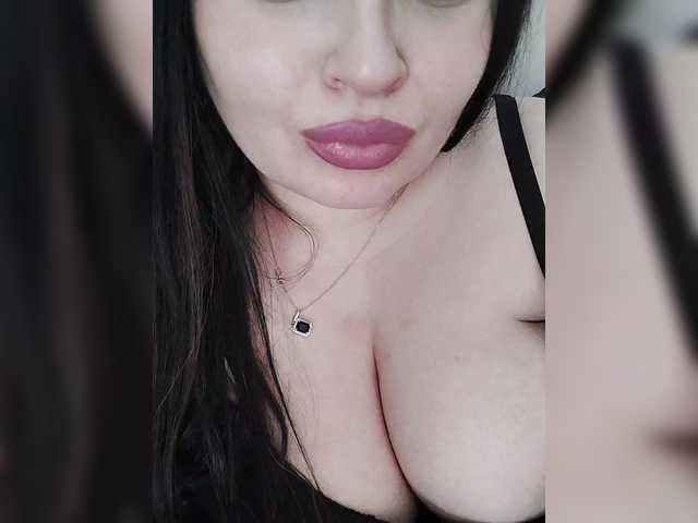 Monica-'s BongaCams show and profile