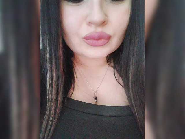 Monica-'s BongaCams show and profile