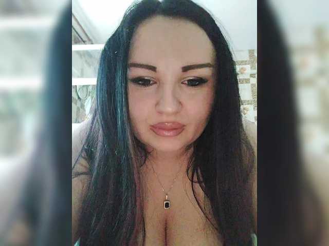 Monica-'s BongaCams show and profile