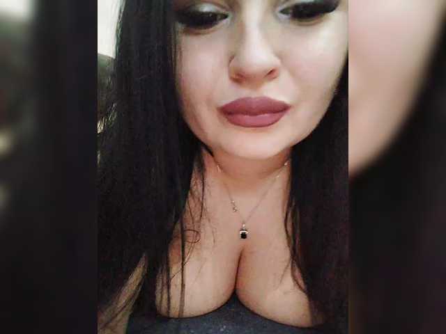 Monica-'s BongaCams show and profile