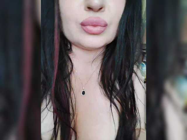 Monica-'s BongaCams show and profile