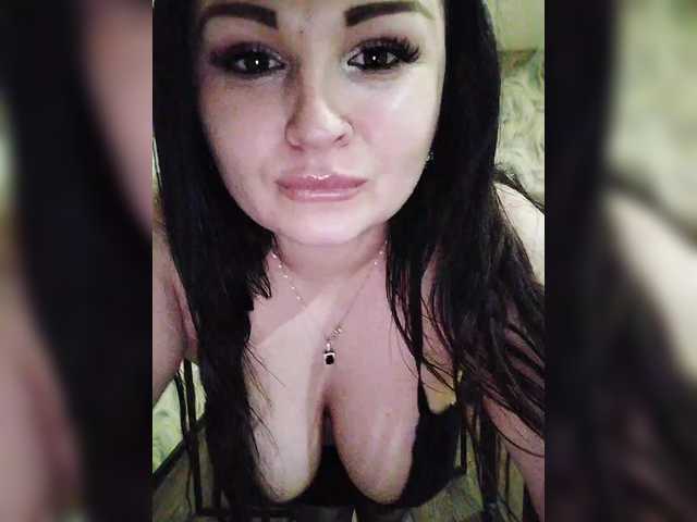 Monica-'s BongaCams show and profile