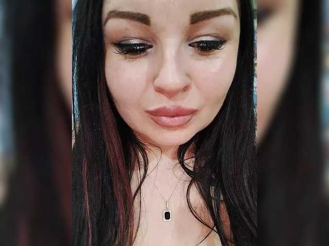 Monica-'s BongaCams show and profile