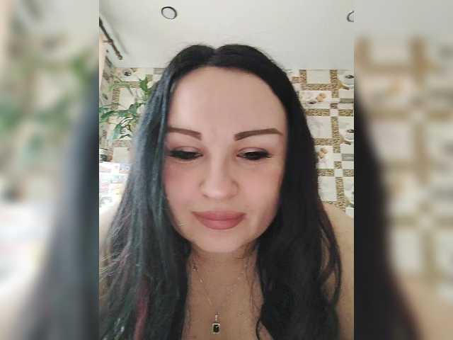 Monica-'s BongaCams show and profile