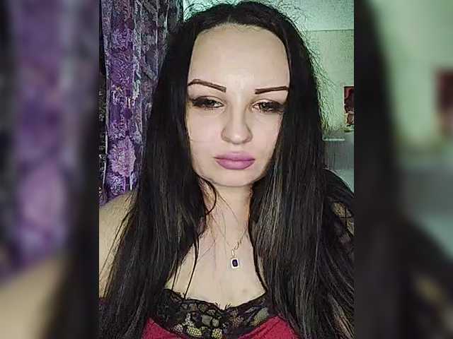  Monica- chat room