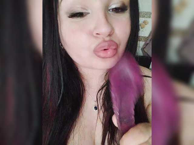 Monica-'s BongaCams show and profile