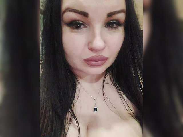 Monica-'s BongaCams show and profile