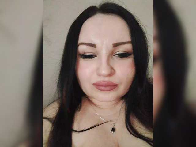 Monica-'s BongaCams show and profile