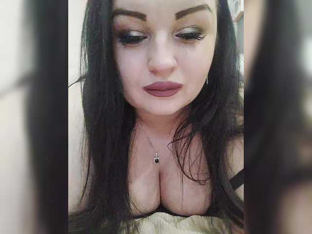 Monica-'s BongaCams show and profile