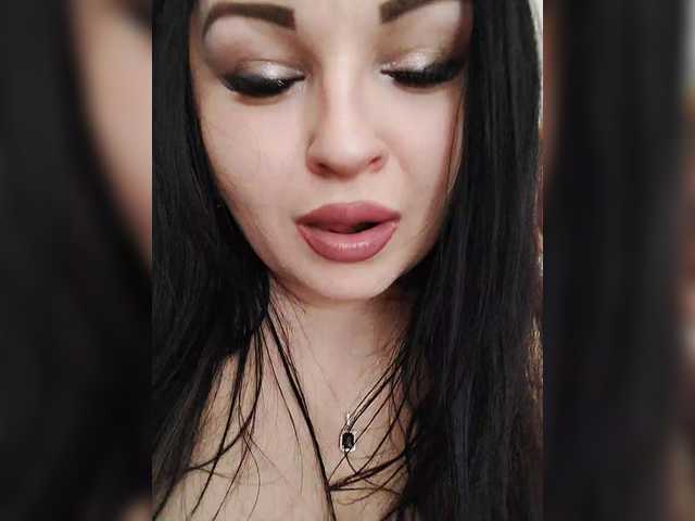 Monica-'s BongaCams show and profile