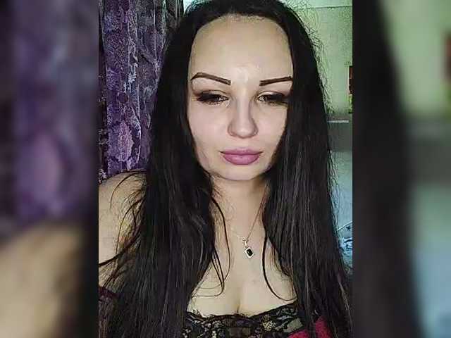  Monica- chat room