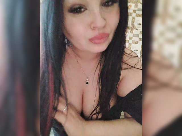 эросцена Monica-